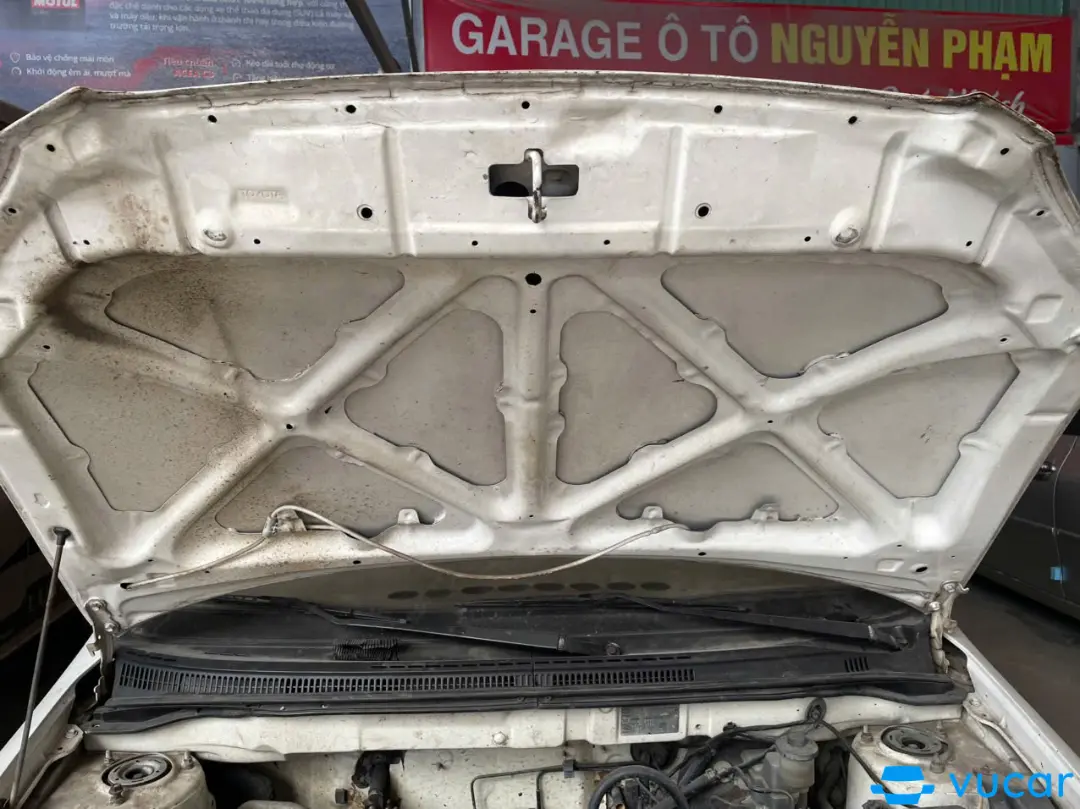 Toyota Altis 1,3 mt N/A - Khoang động cơ 2