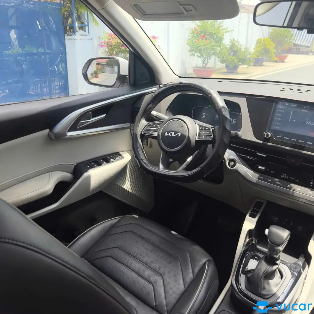 Kia Carens 1.5G Luxury 2023 - Nội thất 2