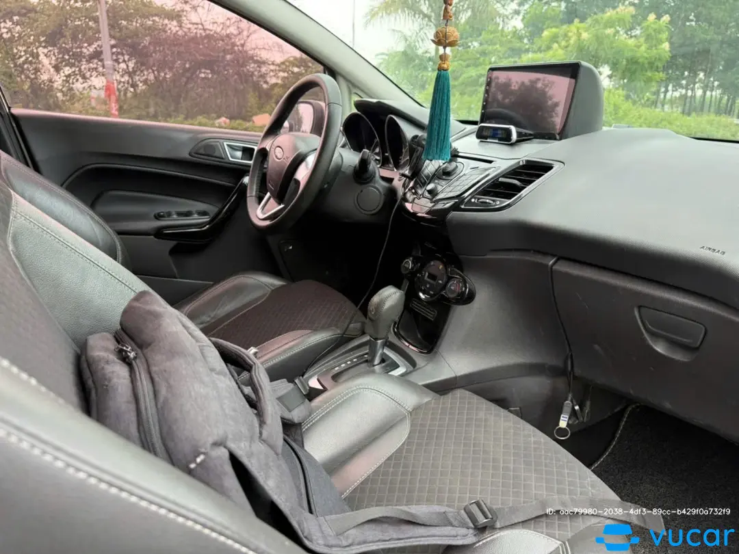 Ford Fiesta EcoBoost 1.0 2017 - Nội thất 1