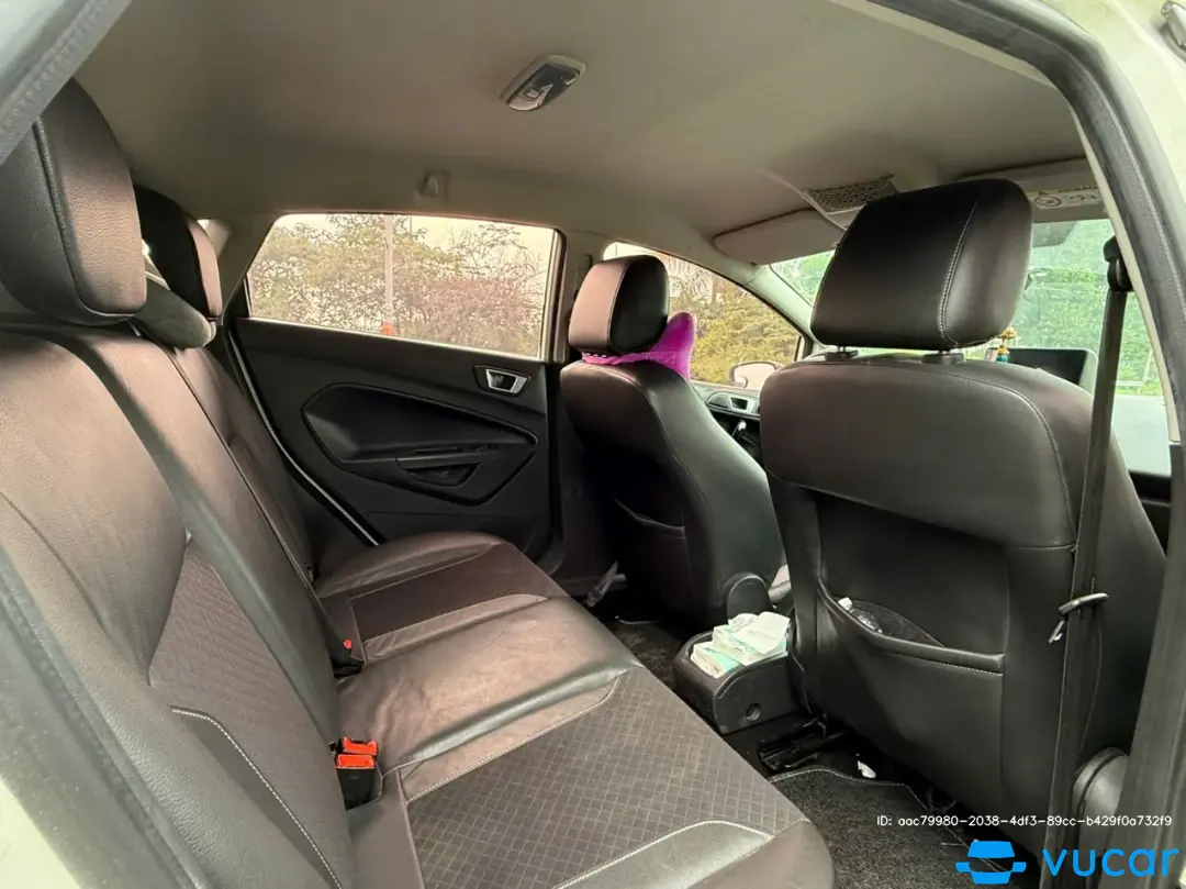 Ford Fiesta EcoBoost 1.0 2017 - Nội thất 3