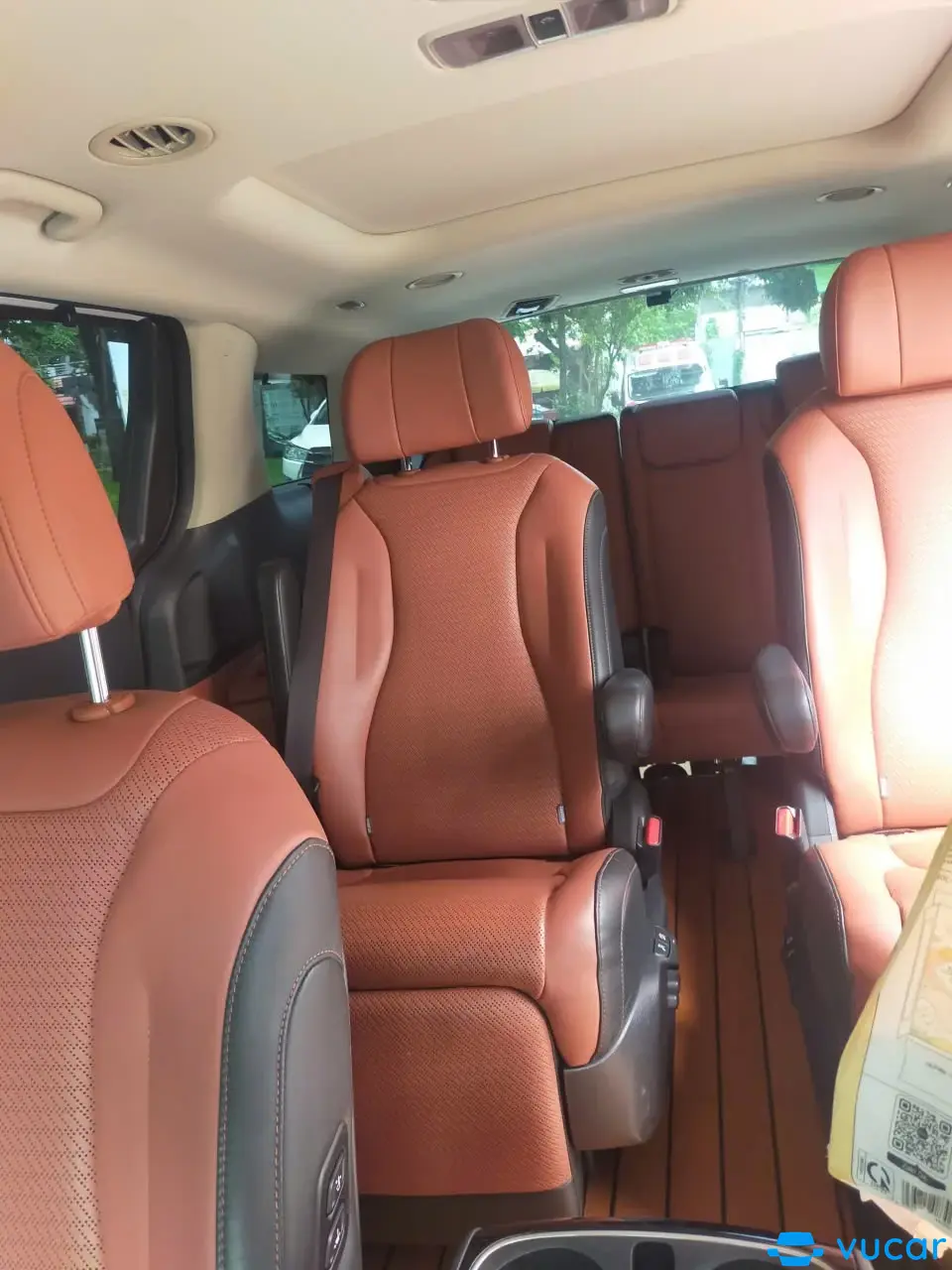 Kia Carnival Signature 2.2D 2023 - Nội thất 3