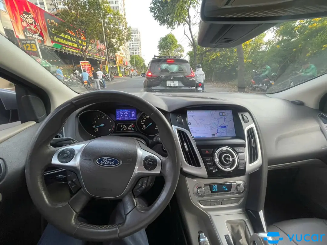 Ford Focus Titanium 2.0 AT 2013 - Nội thất 1