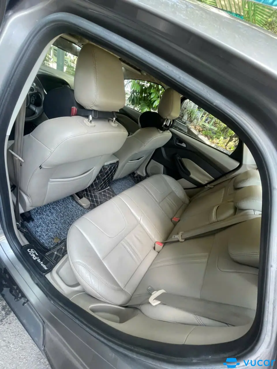 Ford Focus Titanium 2.0 AT 2013 - Nội thất 3