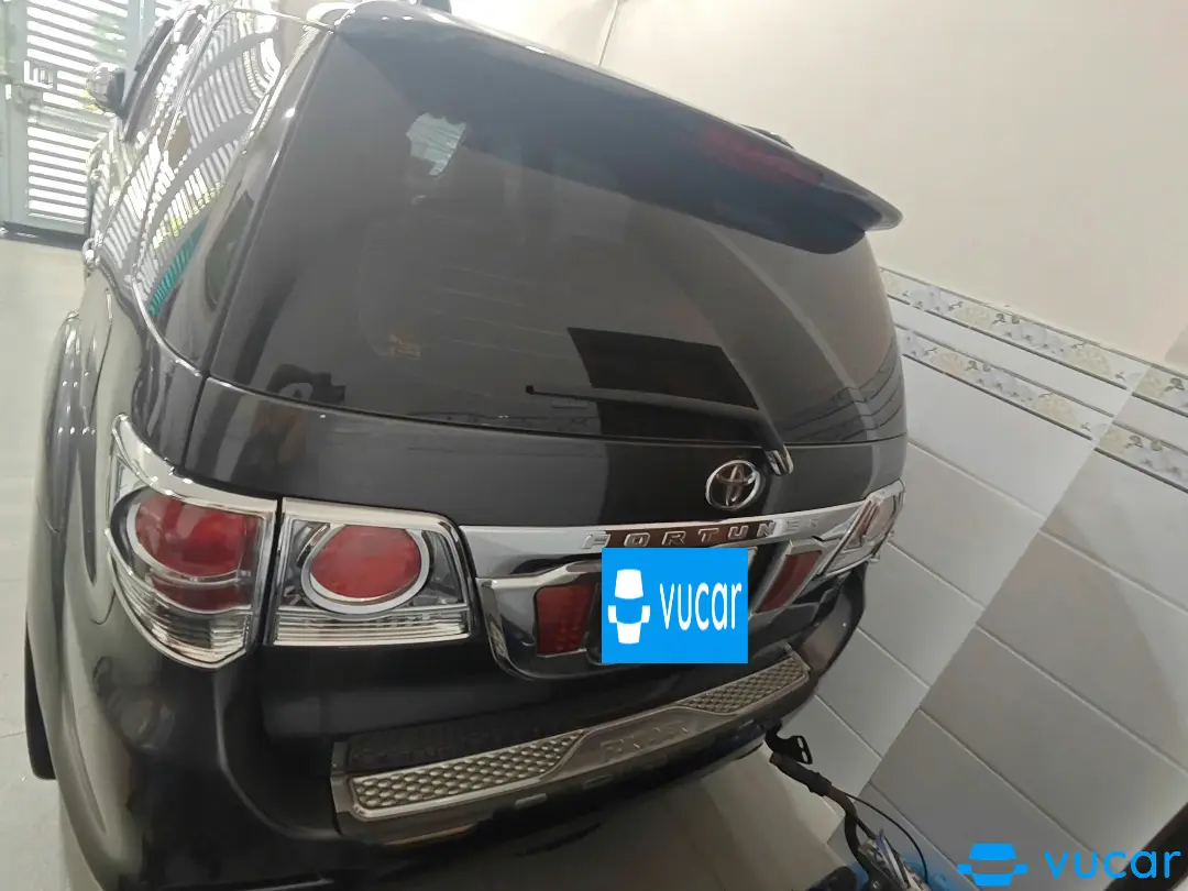 Toyota Fortuner 2.7V 4x4 AT 2013 - Ngoại thất 3