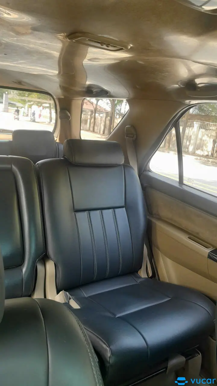 Toyota Fortuner 2.7V 4x2 AT 2014 - Nội thất 6