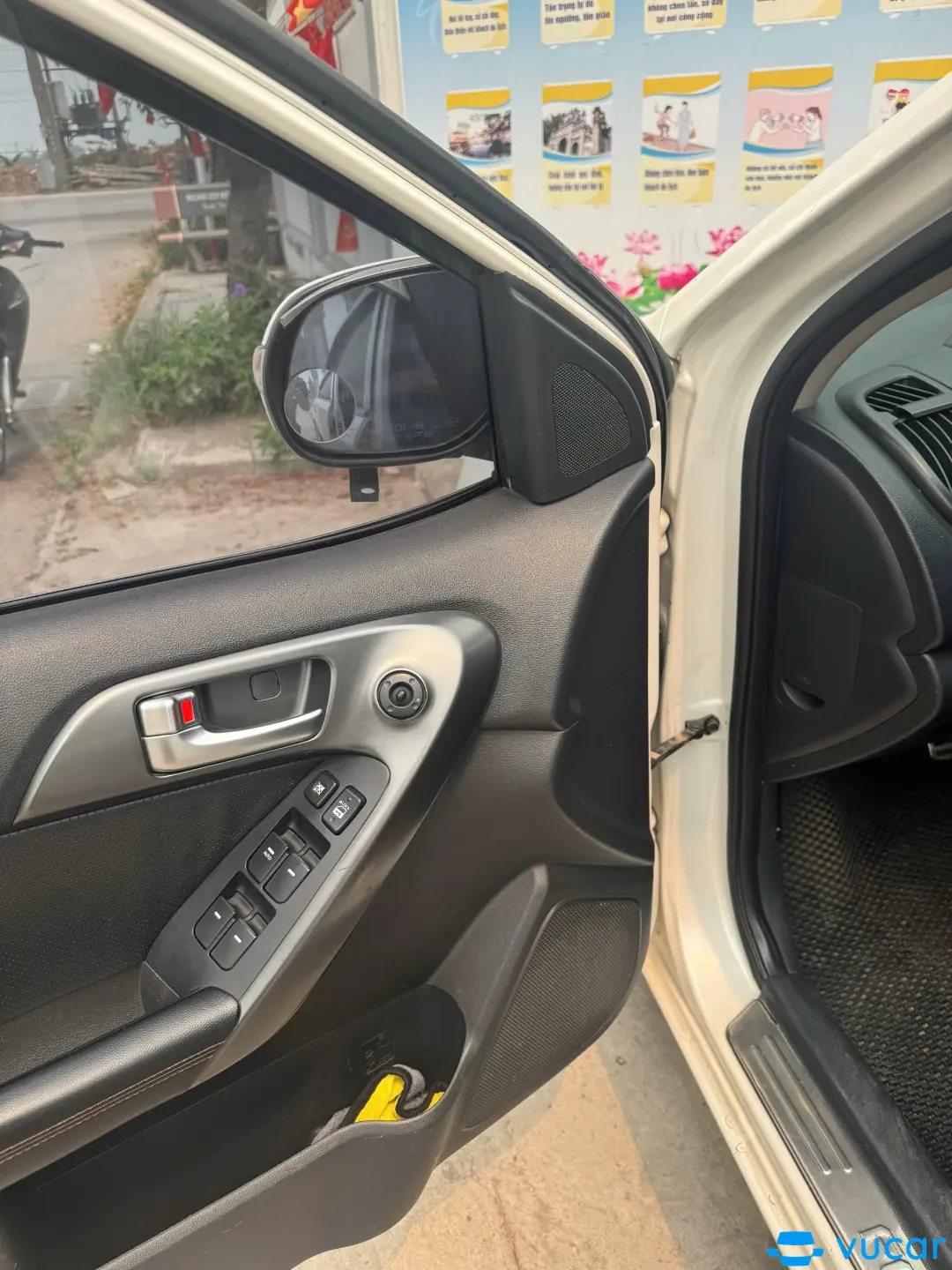 Kia Cerato 1.6 AT 2009 - Nội thất 1