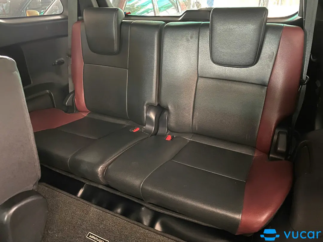 Toyota Fortuner Legender 2.4L 4x2 AT 2022 - Nội thất 4