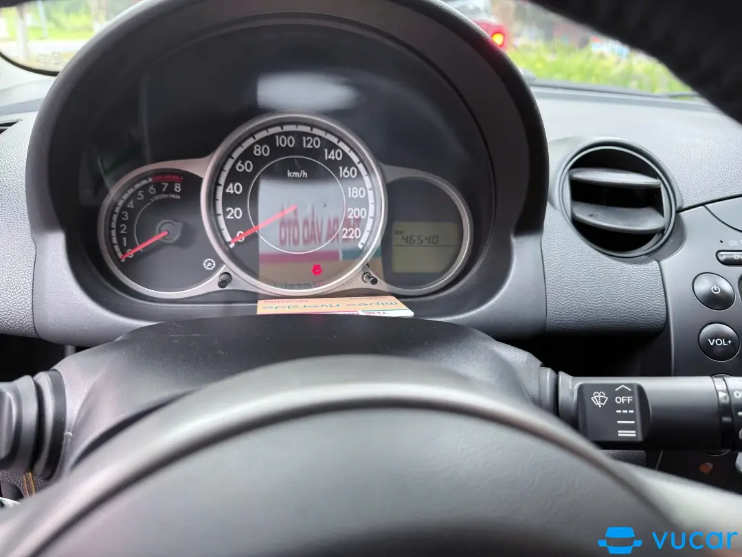 Mazda 2 S 2014 - Nội thất 2