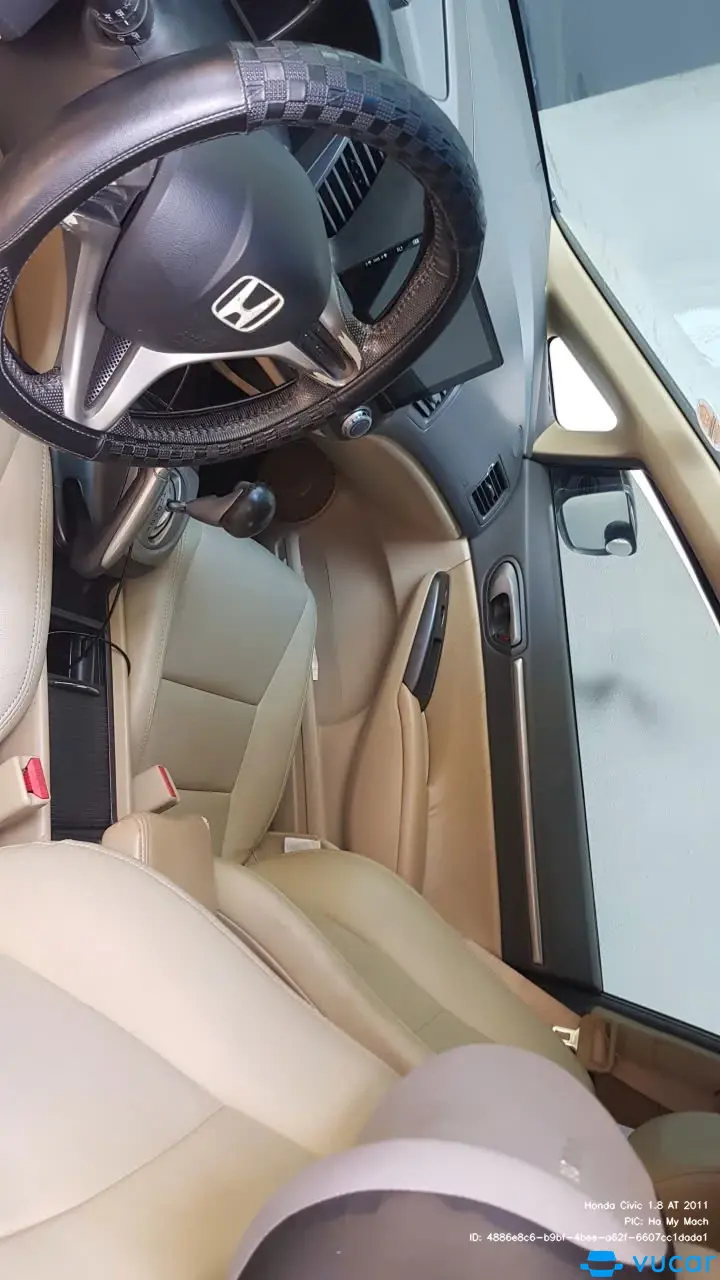 Honda Civic 1.8 AT 2011 - Nội thất 1