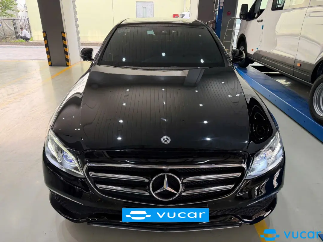 Ảnh xe Mercedes E class E200 Sport 2019