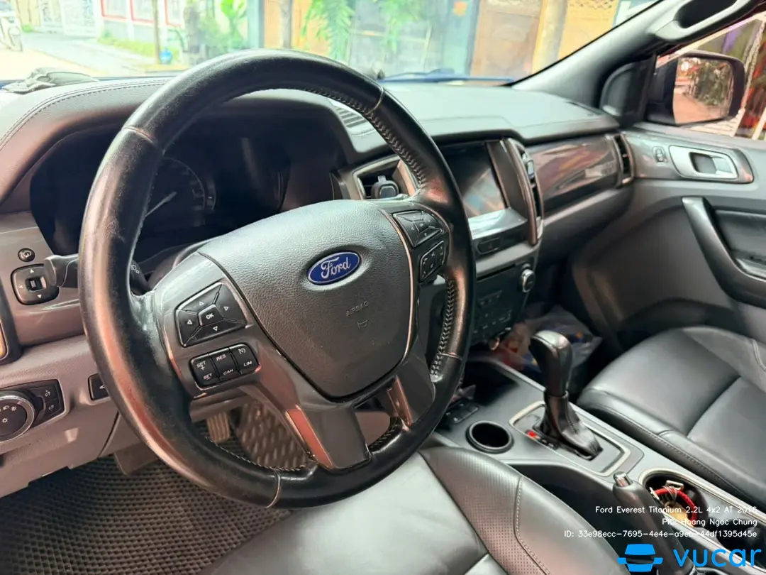 Ford Everest Titanium 2.2L 4x2 AT 2016 - Nội thất 10
