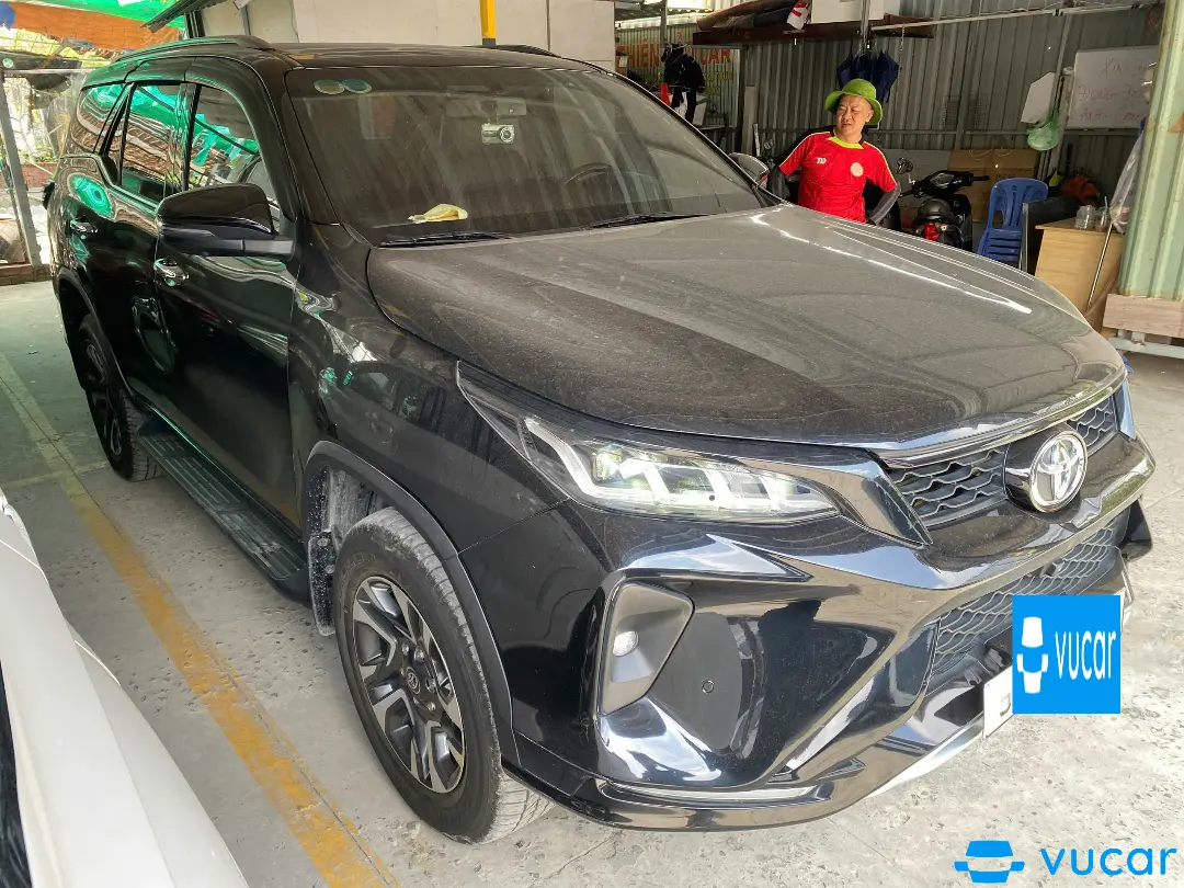 Toyota Fortuner Legender 2.4L 4x2 AT 2022 - Ngoại thất 2