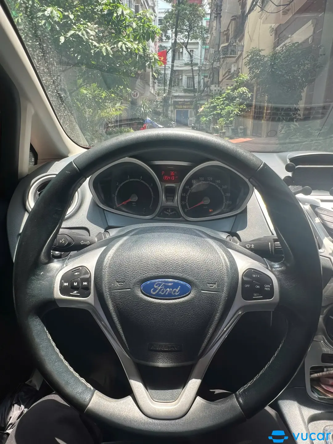 Ford Fiesta S 1.6 AT 2011 - Nội thất 1