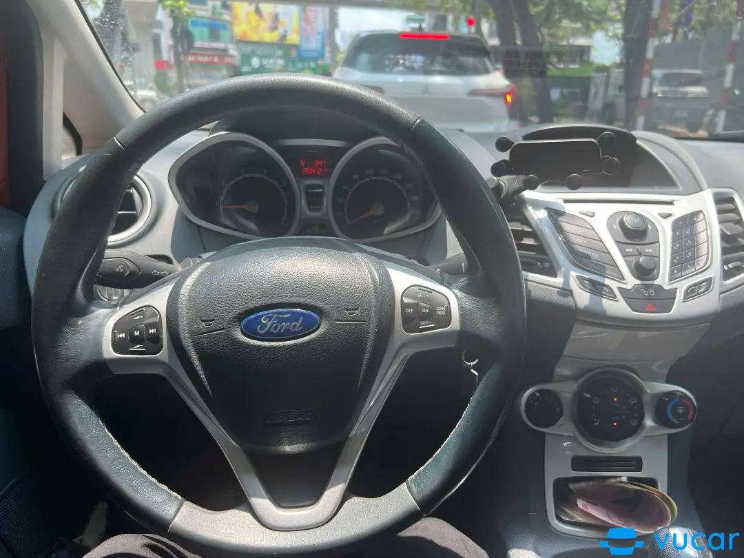 Ford Fiesta S 1.6 AT 2011 - Nội thất 7