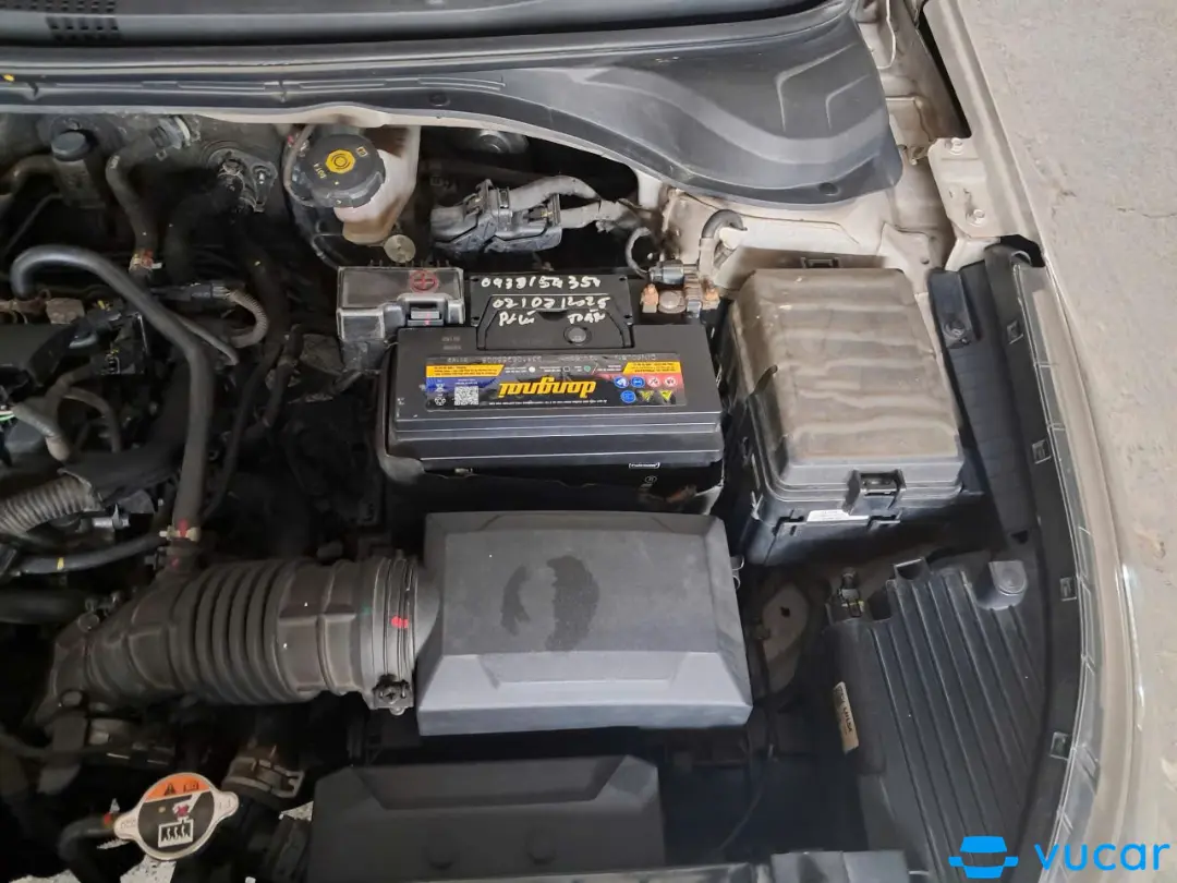 Hyundai Accent Số sàn 2023 - Khoang động cơ 2