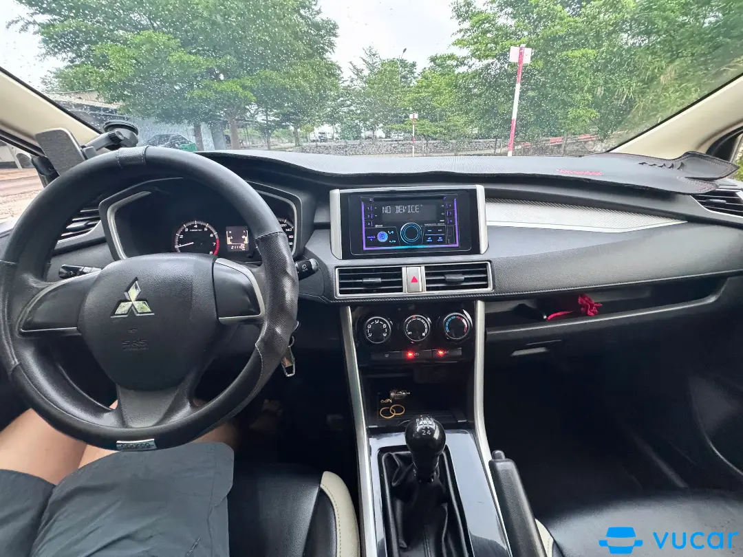 Mitsubishi Xpander 1.5 AT 2021 - Nội thất 2