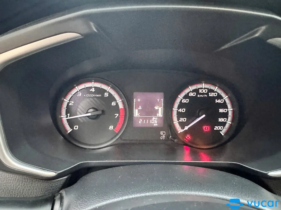 Mitsubishi Xpander 1.5 AT 2021 - Nội thất 3