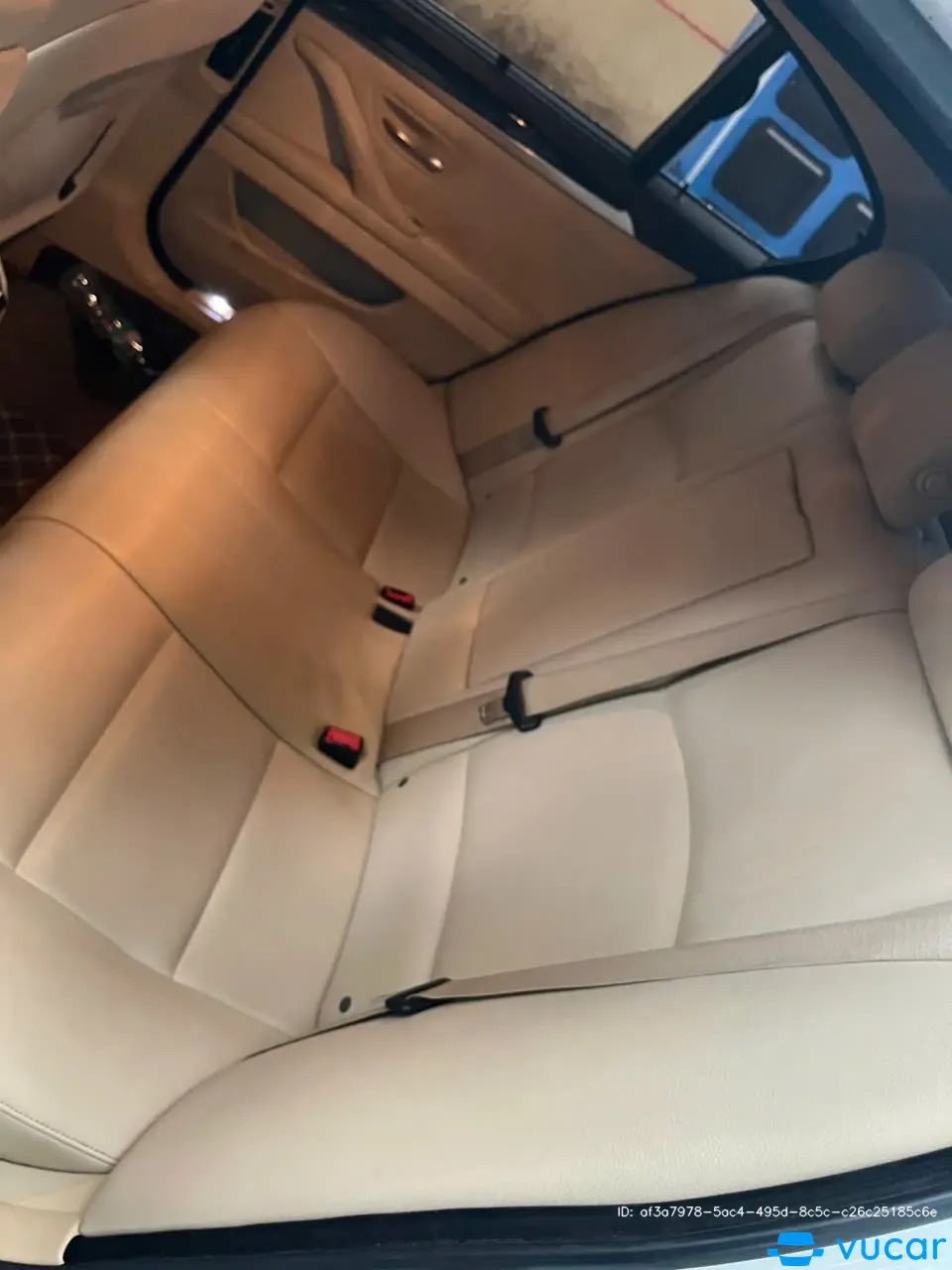 BMW 520i Tiêu chuẩn 2013 - Nội thất 13