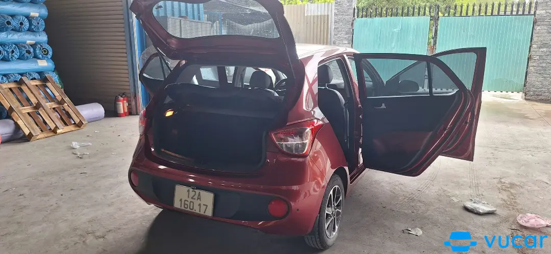 Hyundai i10 Grand 1.2 AT 2021 - Nội thất 1