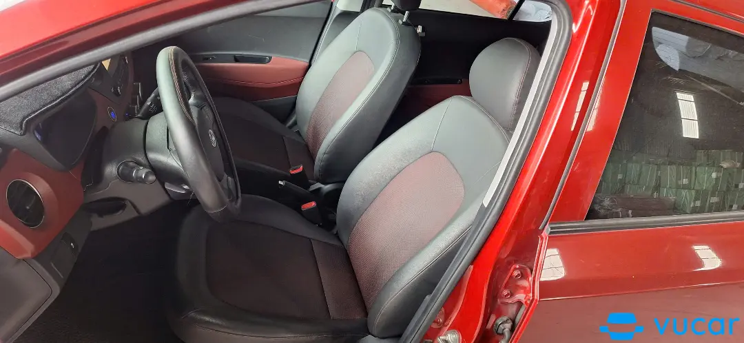 Hyundai i10 Grand 1.2 AT 2021 - Nội thất 5