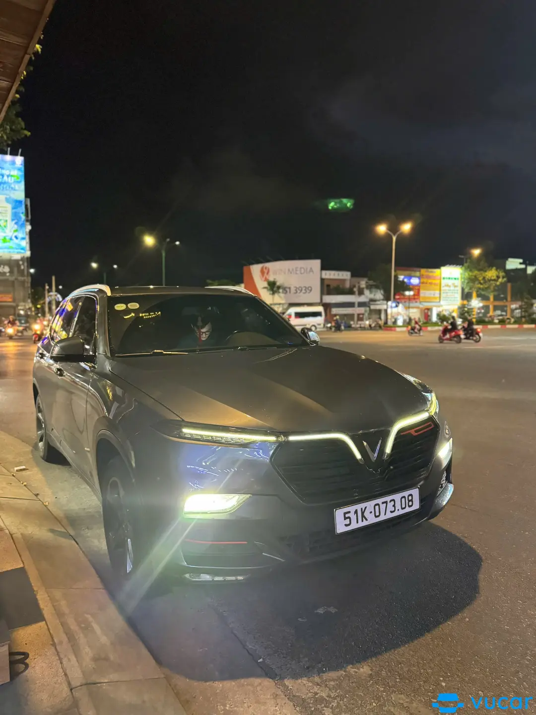 VinFast Lux sa 2.0 Cao cấp 2021 - Nội thất 1
