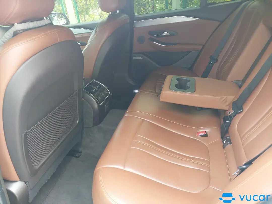VinFast Lux A Premium 2022  - Nội thất 4