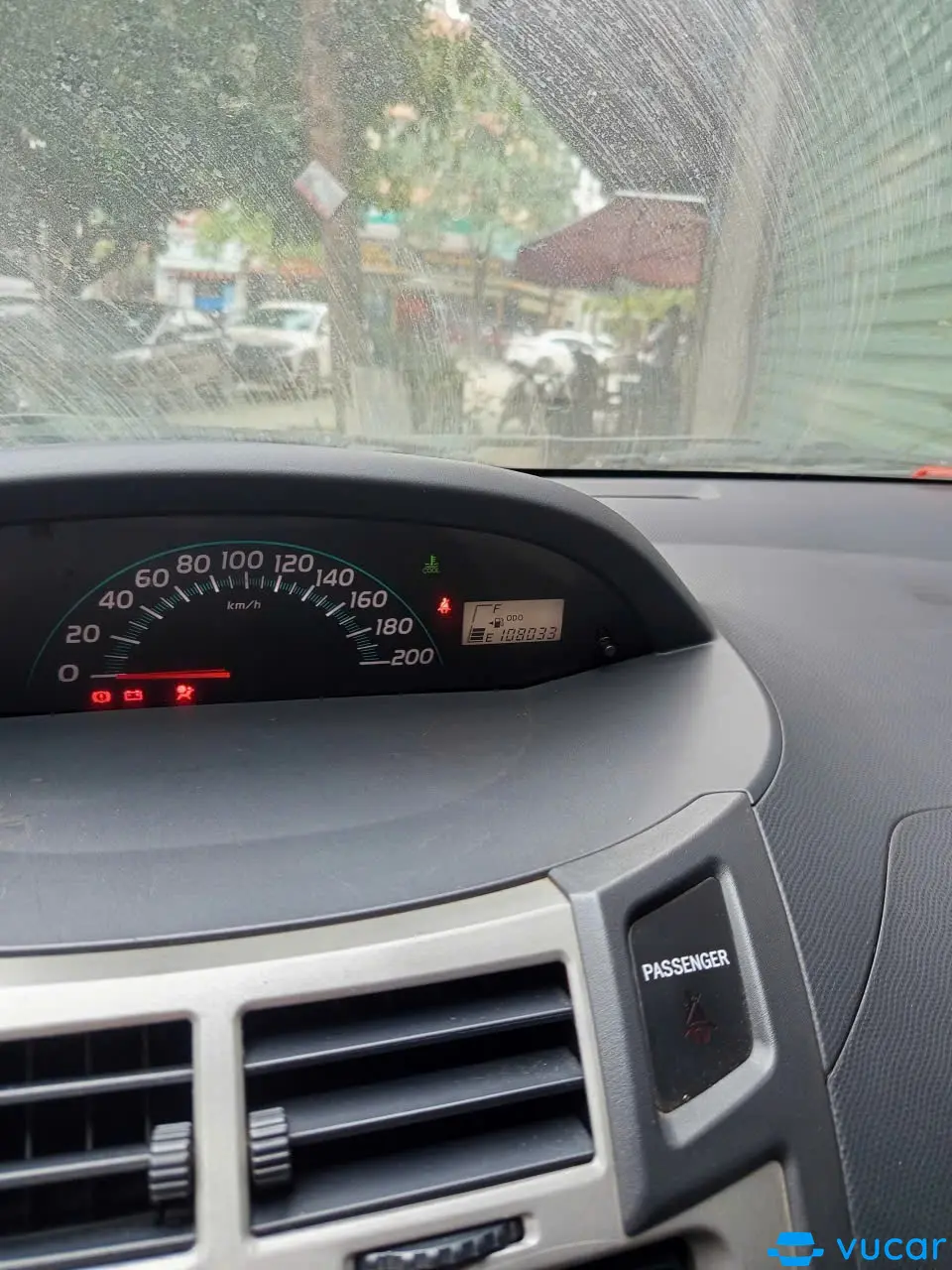 Toyota Yaris 1.3 AT 2011 - Nội thất 1
