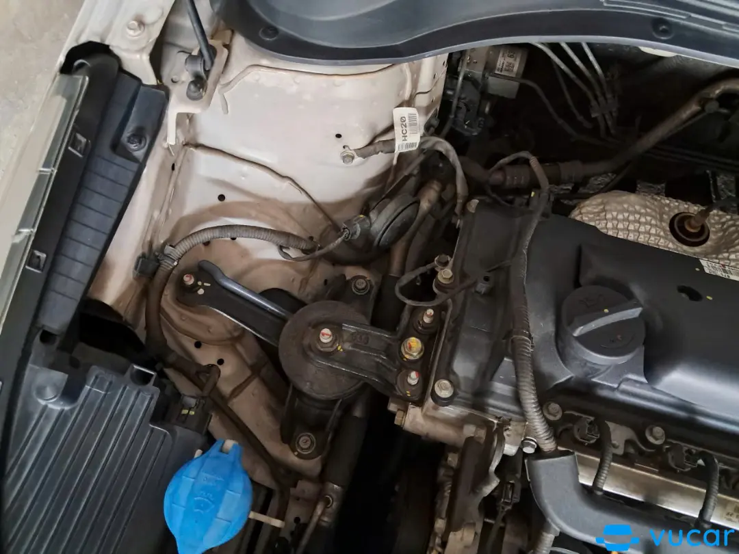 Hyundai Accent Số sàn 2023 - Gầm & khung xe 1