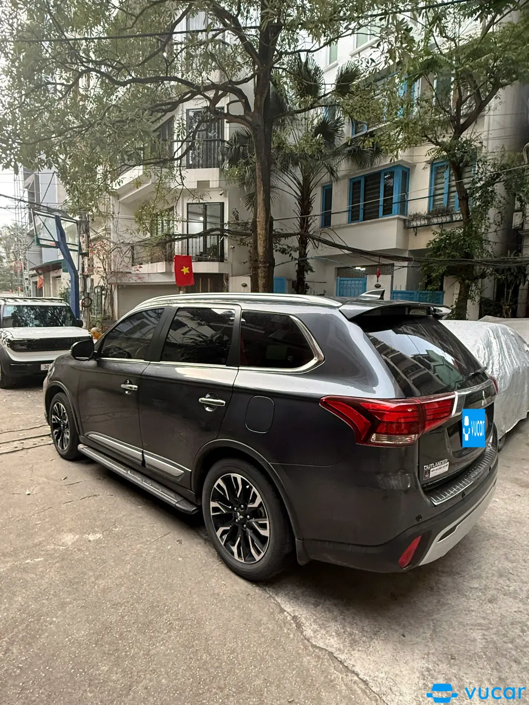 Mitsubishi Outlander 2.0 Premium 2021 - Ngoại thất 1
