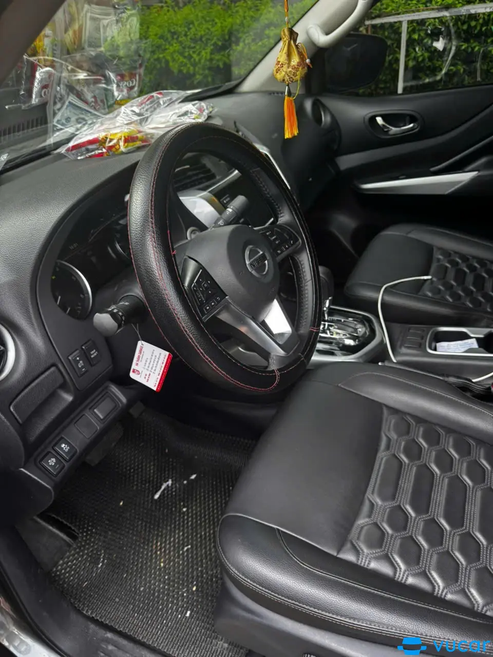Nissan Navara VL 2.3 AT 4WD 2023 - Nội thất 7