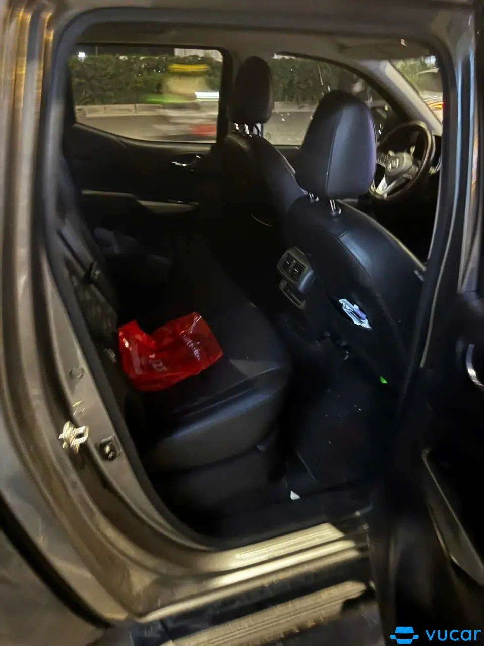 Nissan Navara VL 2.3 AT 4WD 2023 - Nội thất 3