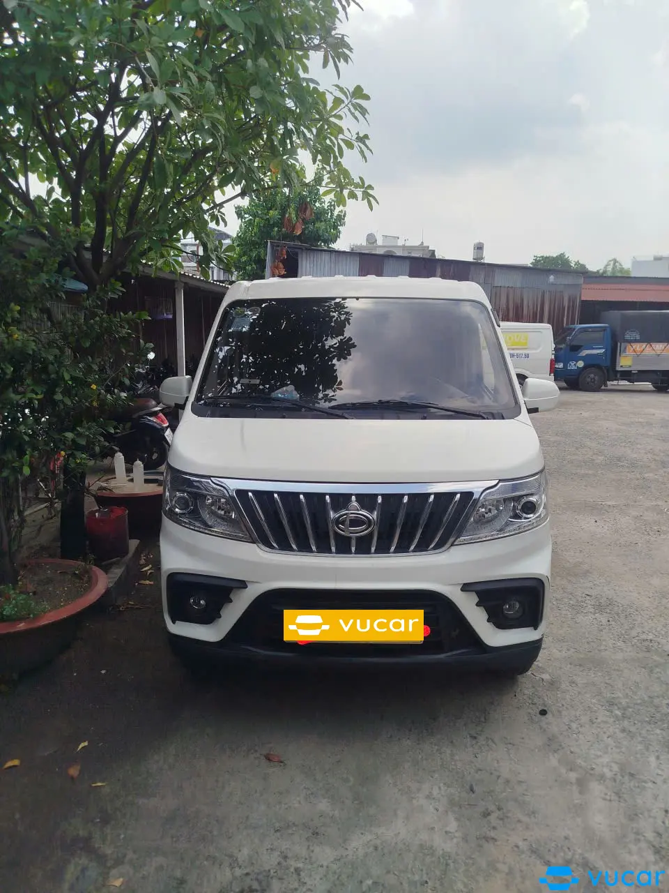 Ảnh xe Nissan Terra V8 5 chỗ 2025