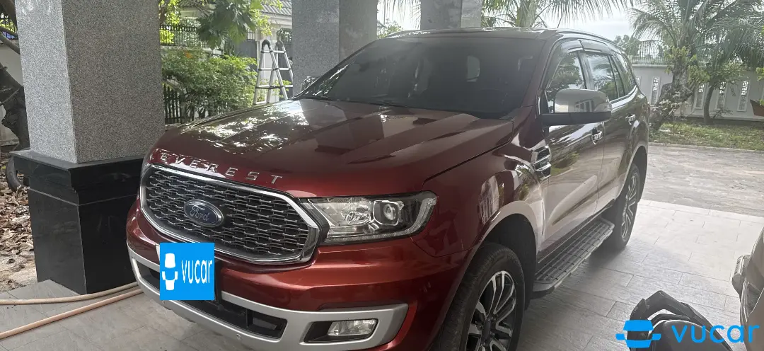 Ảnh xe Ford Everest Titanium 2.0L 4x2 AT 2021