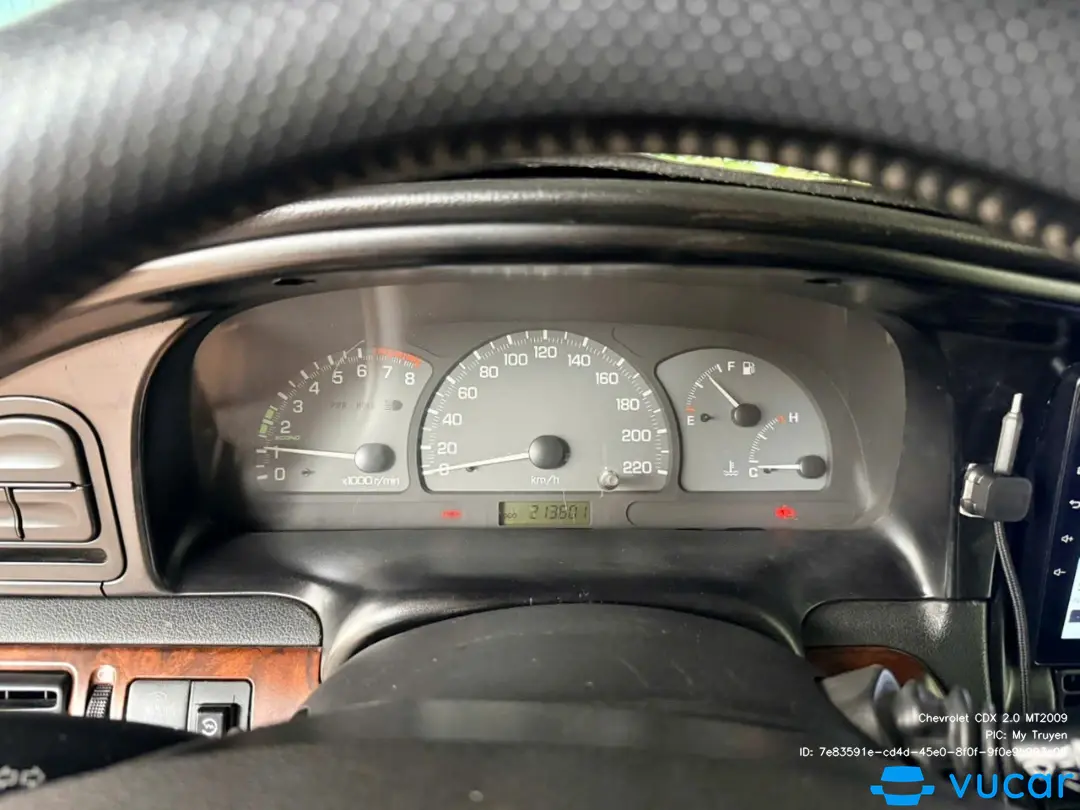 Chevrolet CDX 2.0 MT2009 - Nội thất 6