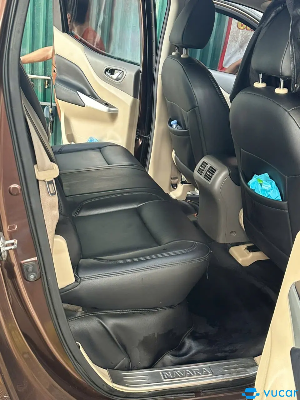 Xe Nissan navara đời 216 bản EL 1 cầu. Đi 20 vạn  xe chính chủ  đang đi - Nội thất 2