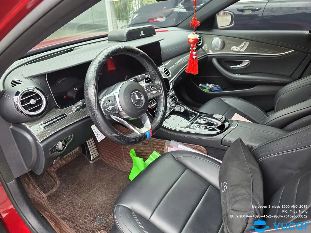Mercedes E class E300 AMG 2019 - Nội thất 2