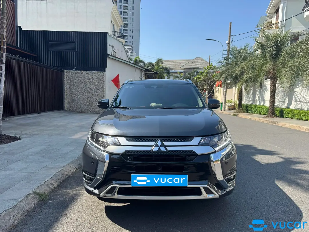 Ảnh xe Mitsubishi Outlander Premium 2.0 CVT 2021