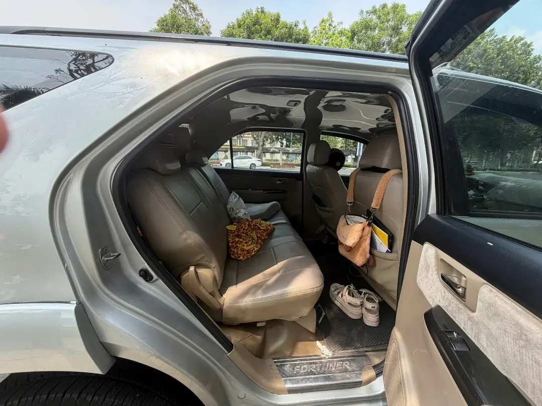 Toyota Fortuner 2.5G 2014 - Nội thất 4