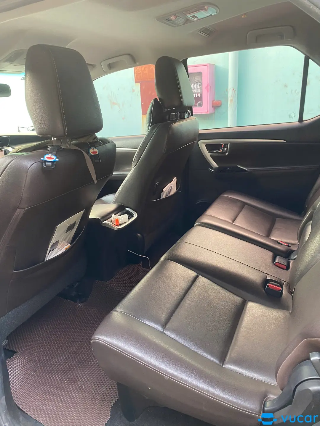 Toyota Fortuner 2.7V 4x2 AT 2019 - Nội thất 2