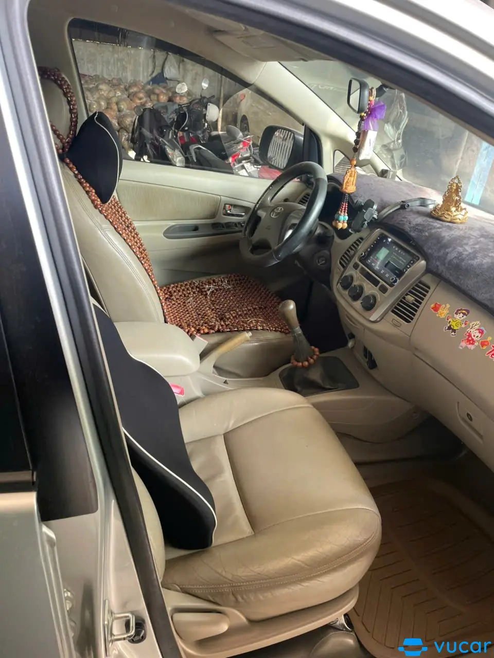 Toyota Innova 2.0E 2014 - Nội thất 6