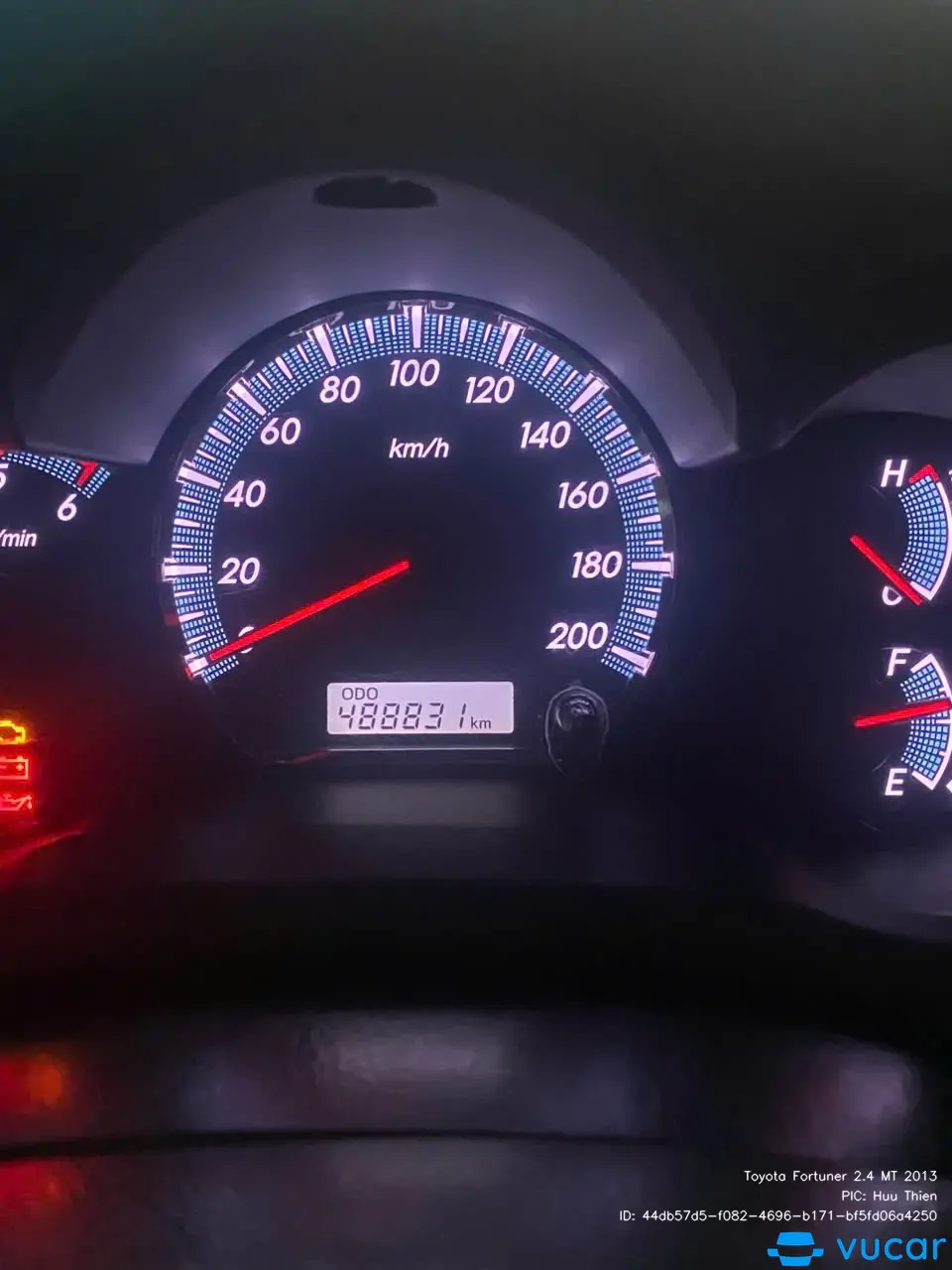 Toyota Fortuner 2.4 MT 2013 - Nội thất 6