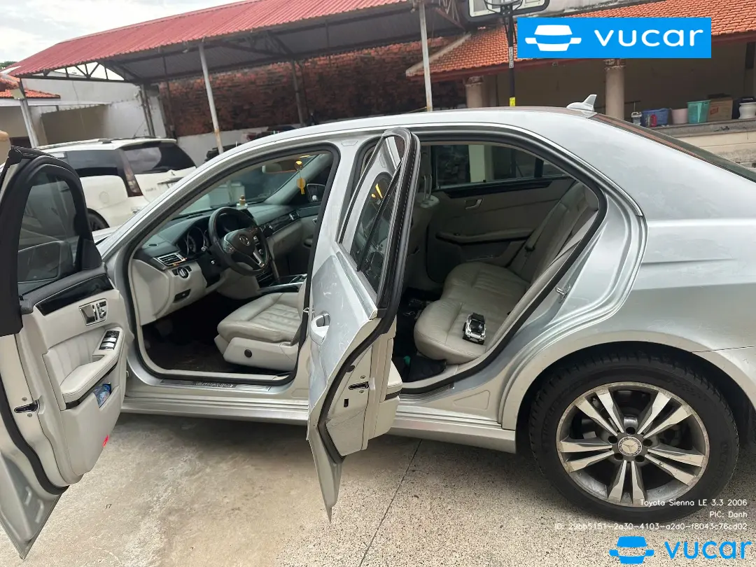 Toyota Sienna LE 3.3 2006 - Ngoại thất 10
