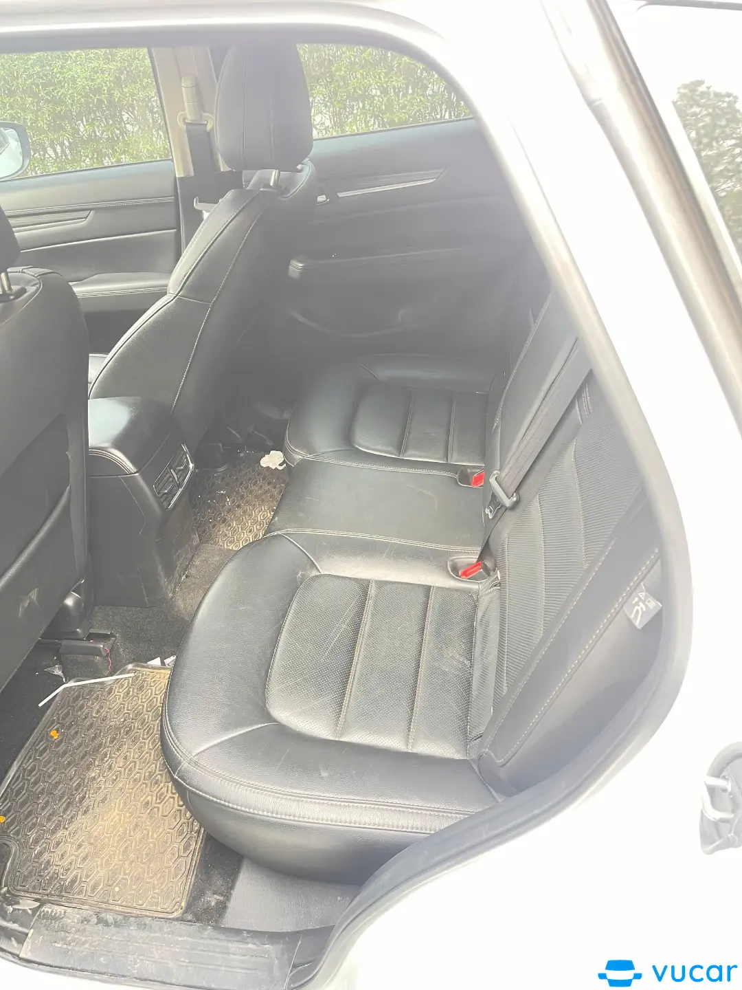 Mazda CX-5 Premium 2.0 AT 2022 - Nội thất 1