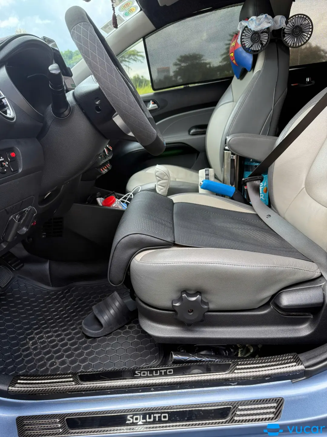 Kia Soluto AT Deluxe 2019 - Nội thất 1
