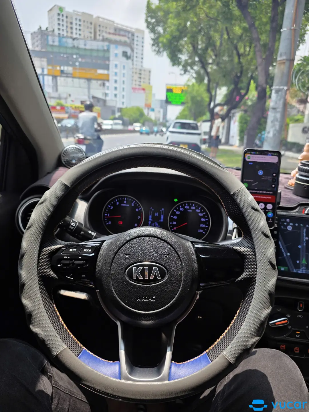 Kia Soluto AT Deluxe 2019 - Nội thất 3