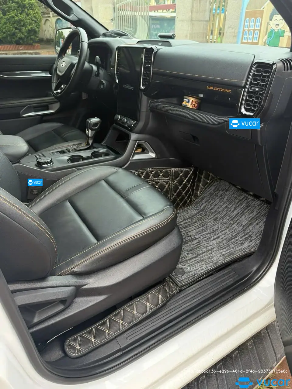 Ford Ranger WildTrak 2.0L 4x4 2024 - Nội thất 1