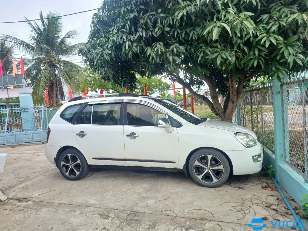 Ảnh xe Kia carens số sàn 1.6 2010