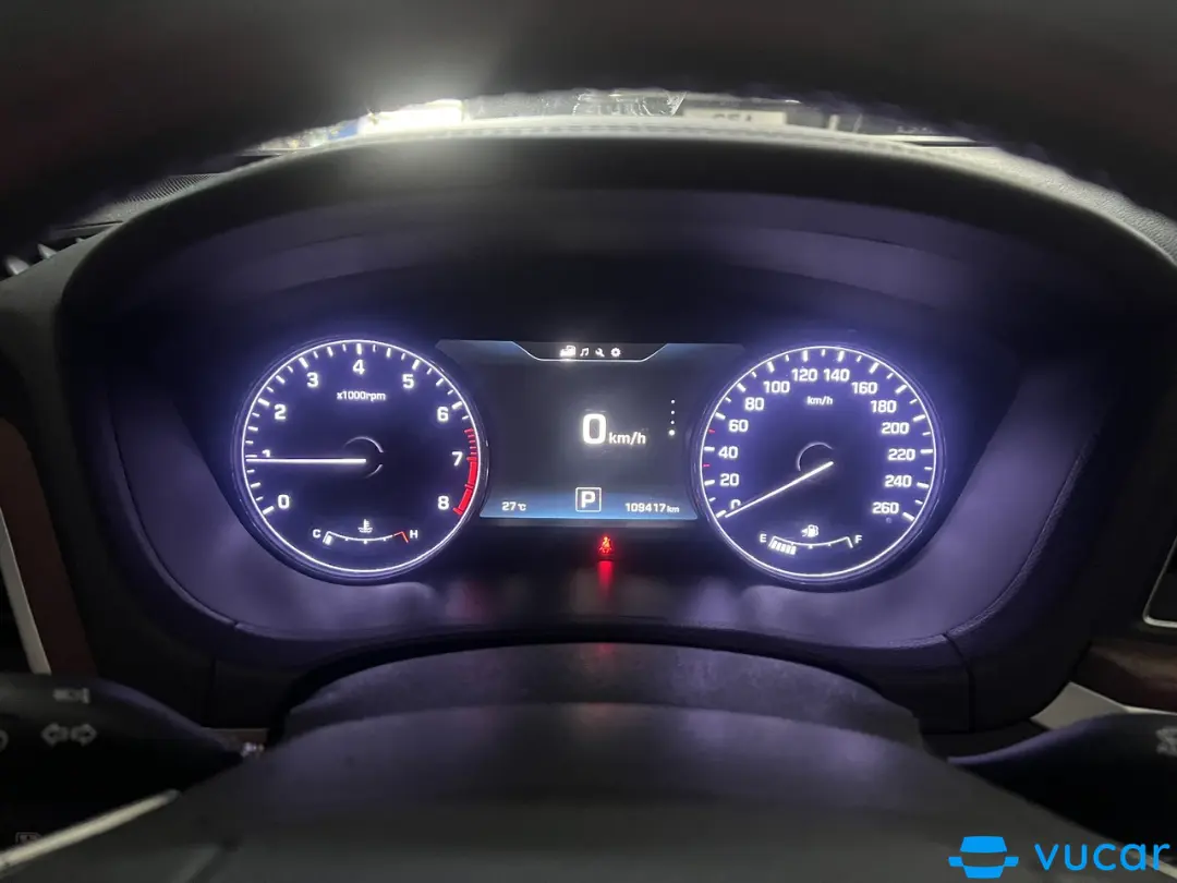 Genesis G80 3.3 AT 2016 - Nội thất 5