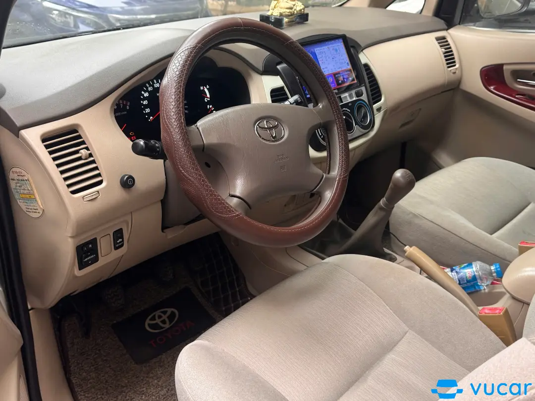 Toyota Innova 2006  - Nội thất 2