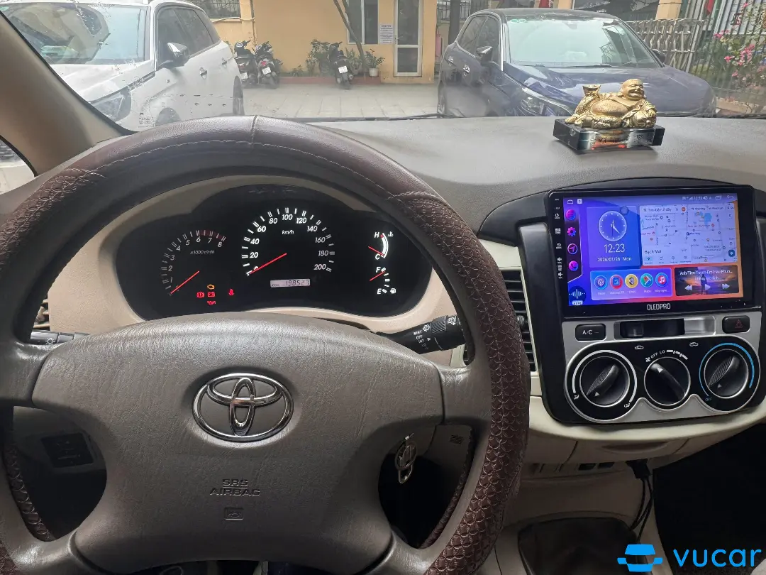Toyota Innova 2006  - Nội thất 1